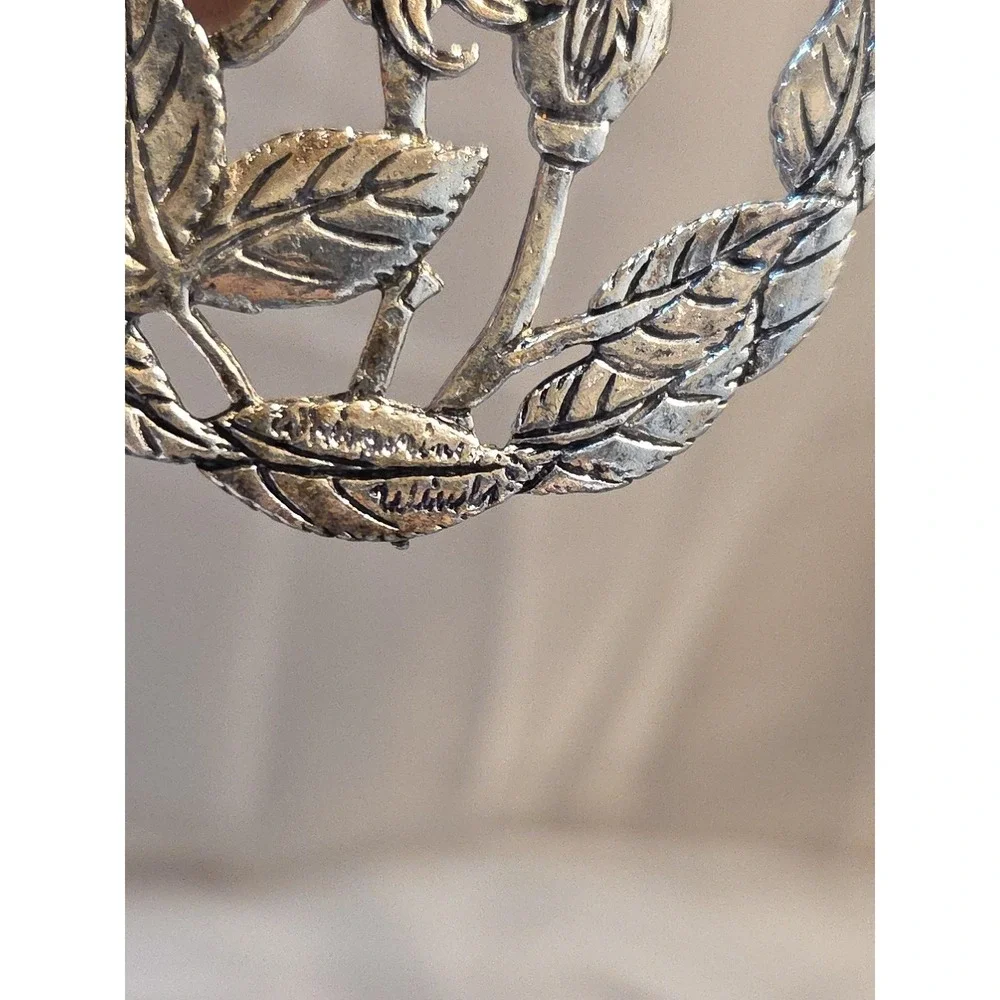 Peaceful Melodic Whispering Winds Fine‎ Pewter Rose 14in Excel Condition